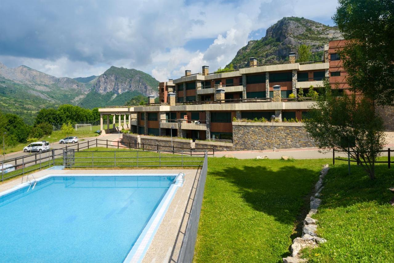 Pena Sabocos II Apartamento Turistico Panticosa Exterior photo